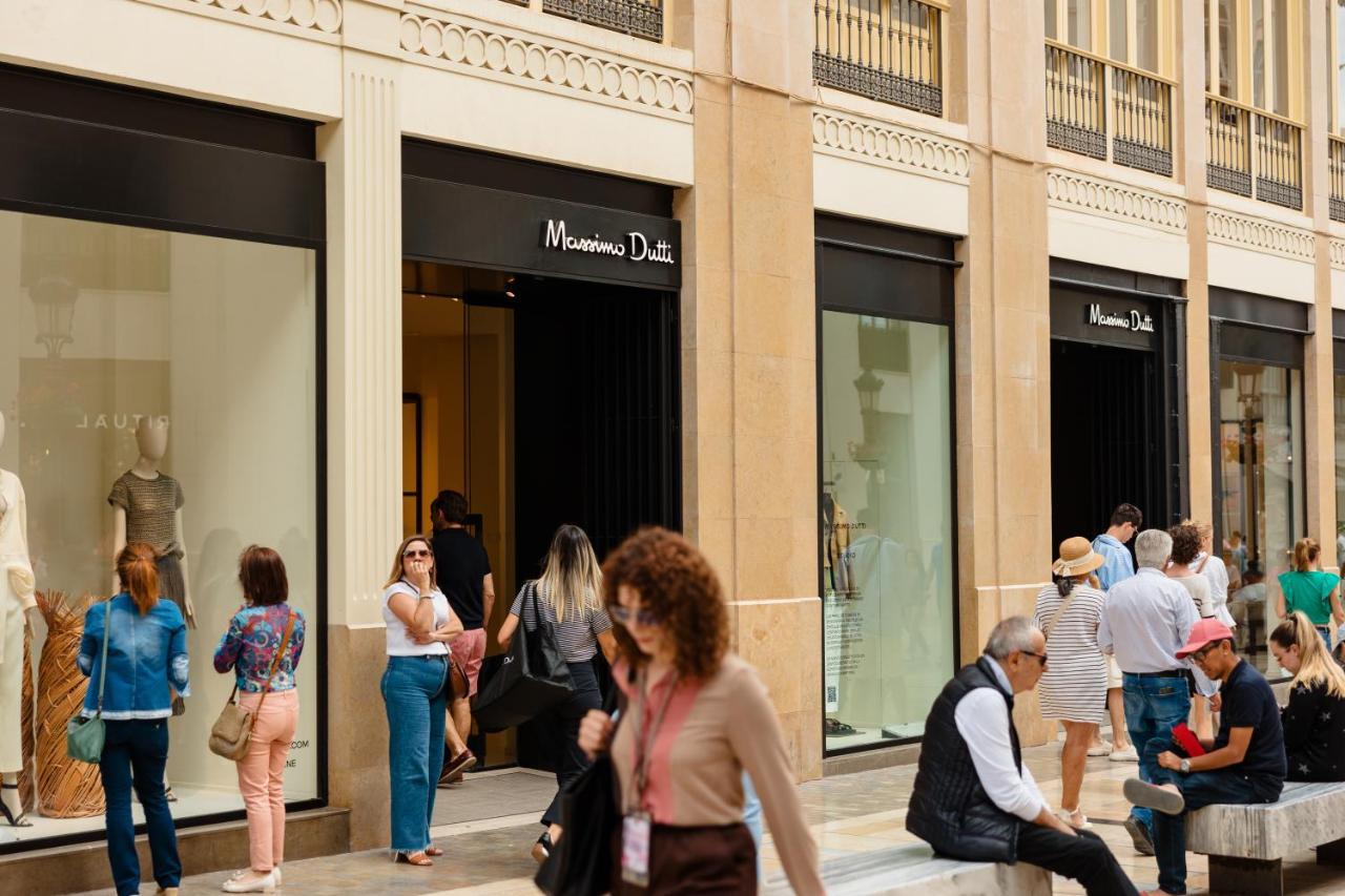 In The Historic Center Of Malaga, Very Close To The Beach And The Ave Train Station, With Private Parking ภายนอก รูปภาพ